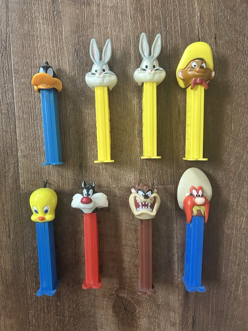 Looney Tunes Vintage Pez Dispensers Set of 8
